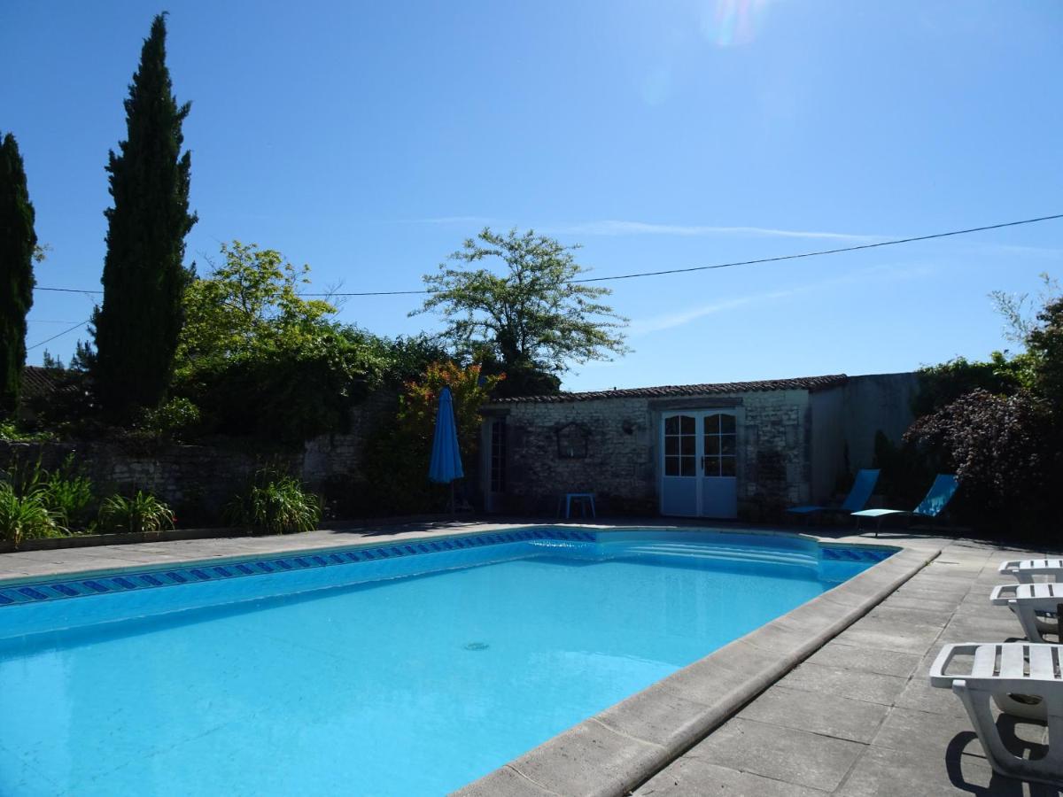 Les Coindries Villa Faye-la-Vineuse ภายนอก รูปภาพ